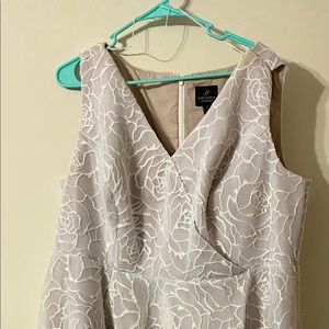 Arianna Papell White/Crème Rose dress  22W